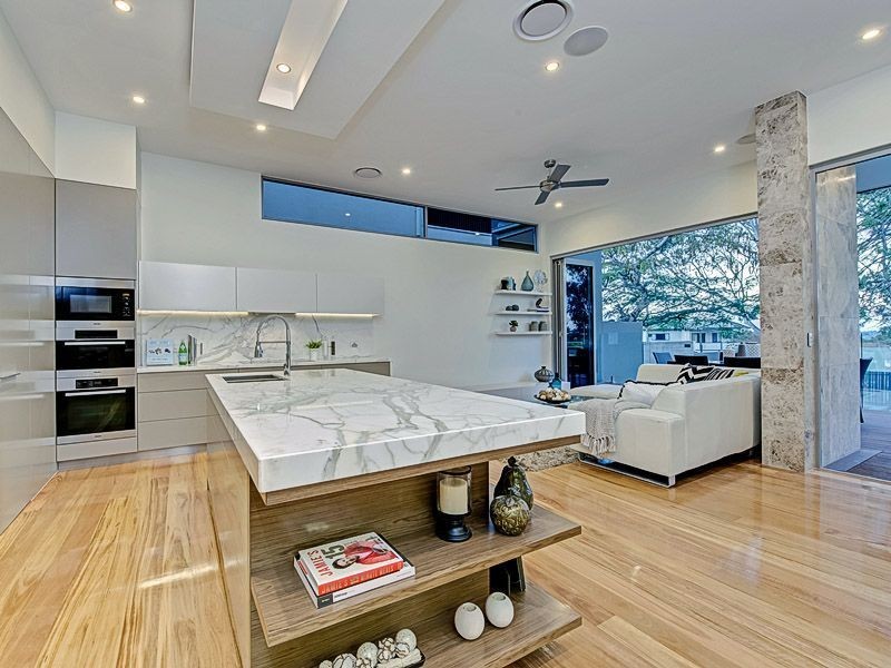 75 Arrol Street, Camp Hill QLD 4152