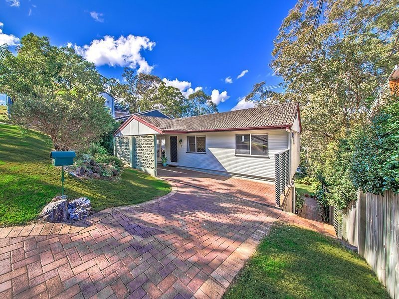 7 Dodwell Street, Holland Park West QLD 4121