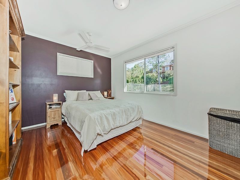 7 Dodwell Street, Holland Park West QLD 4121