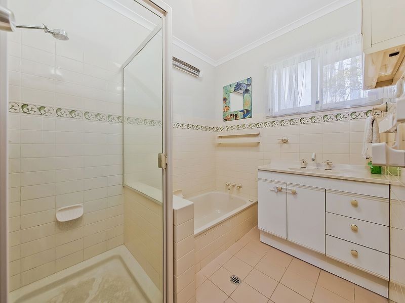 7 Dodwell Street, Holland Park West QLD 4121