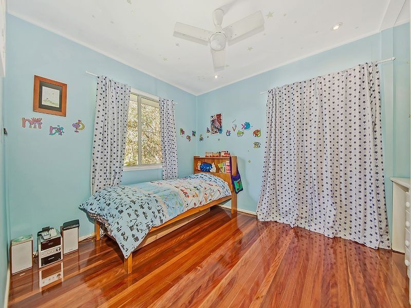 7 Dodwell Street, Holland Park West QLD 4121