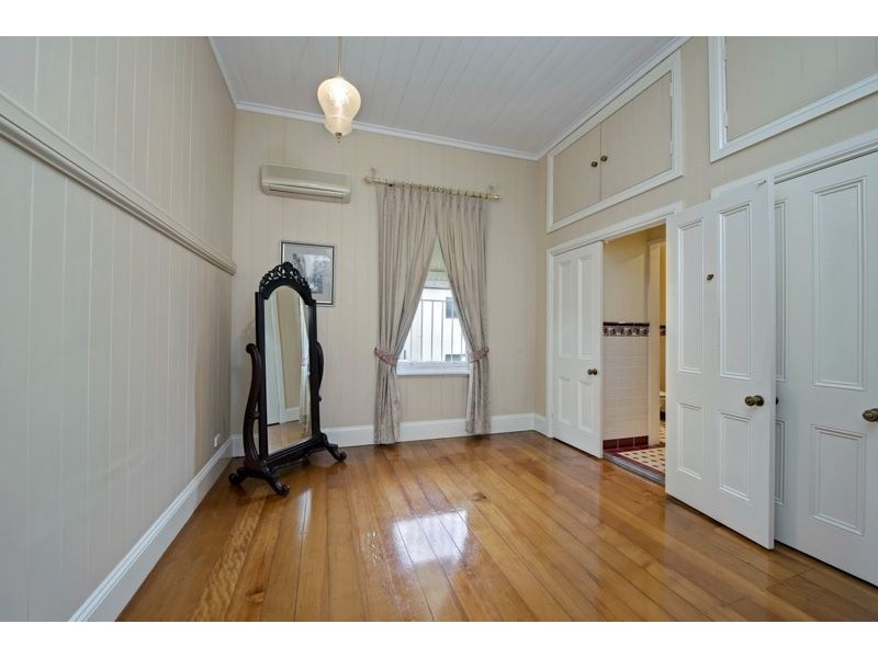 401 Upper Cornwall Street, Coorparoo QLD 4151