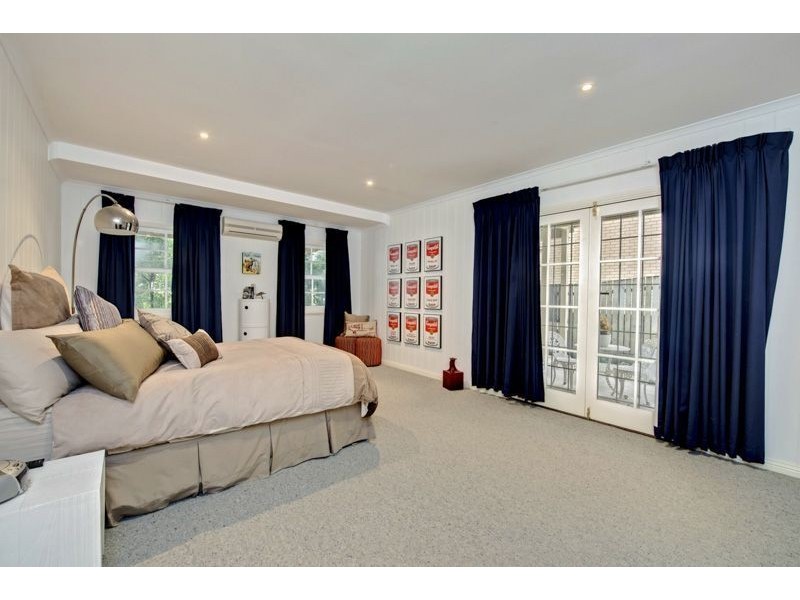 401 Upper Cornwall Street, Coorparoo QLD 4151