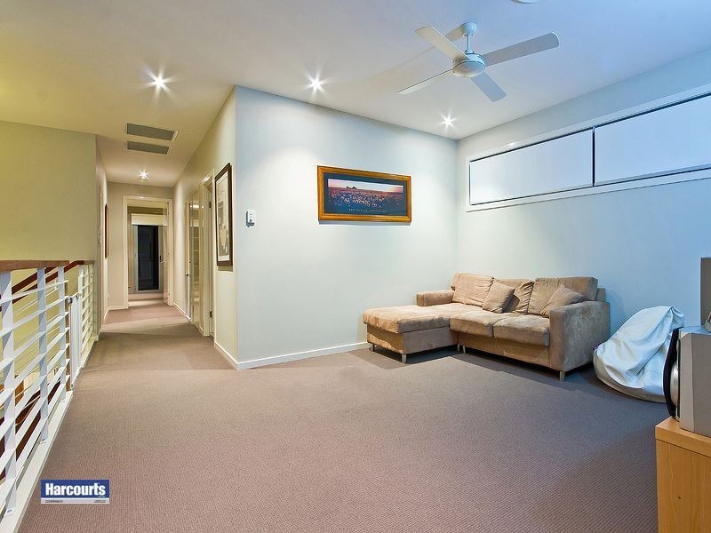 21 Raven Street, Camp Hill QLD 4152