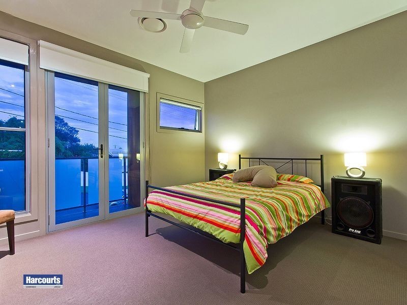 21 Raven Street, Camp Hill QLD 4152