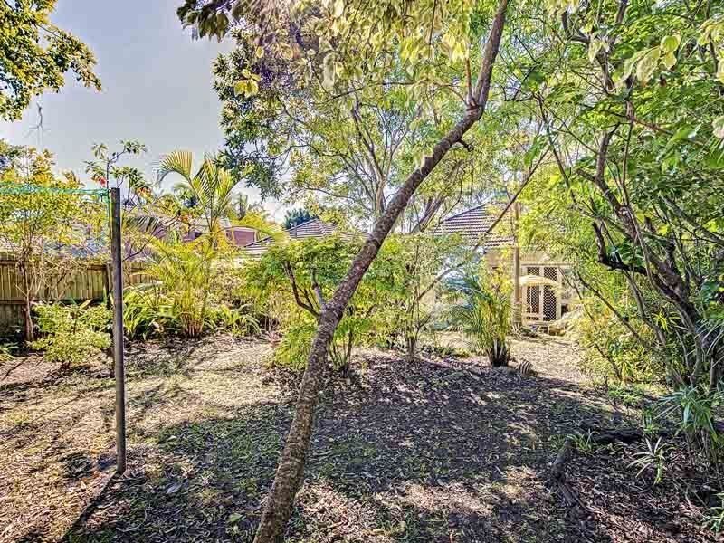 21 Castor Ave, Coorparoo QLD 4151