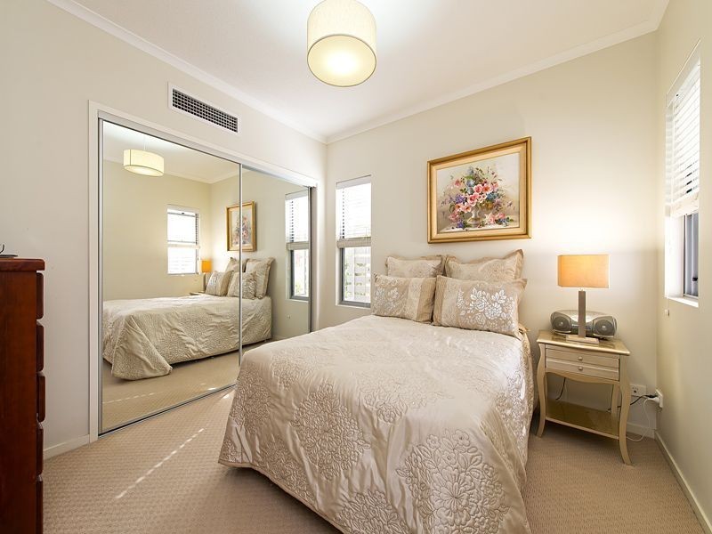 1/86 Pembroke Road, Coorparoo QLD 4151