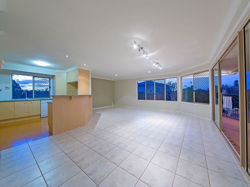 15 Manly Street, Birkdale QLD 4159