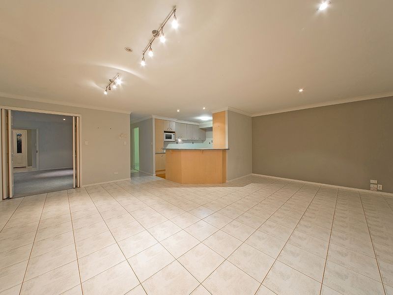 15 Manly Street, Birkdale QLD 4159
