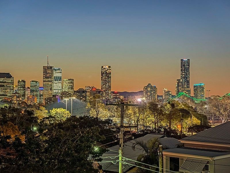 27 Watson Street, Camp Hill QLD 4152