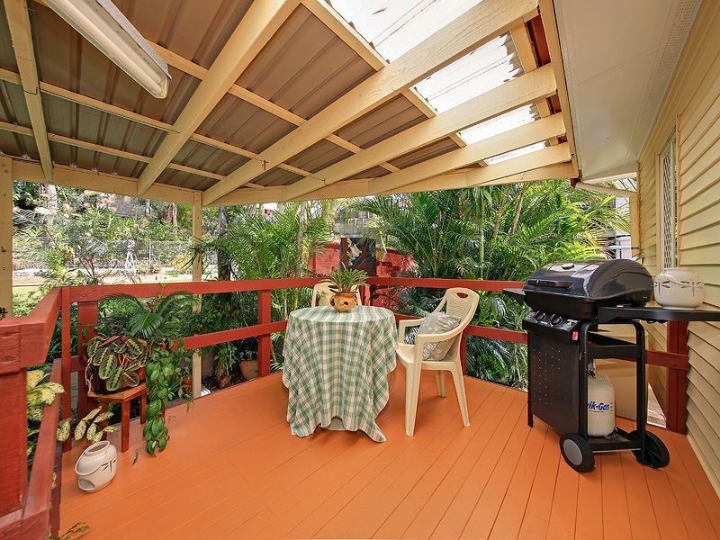 889 Cavendish Road, Mount Gravatt East QLD 4122