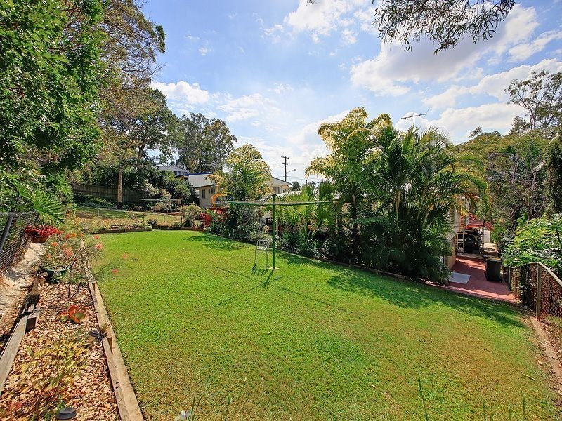 889 Cavendish Road, Mount Gravatt East QLD 4122