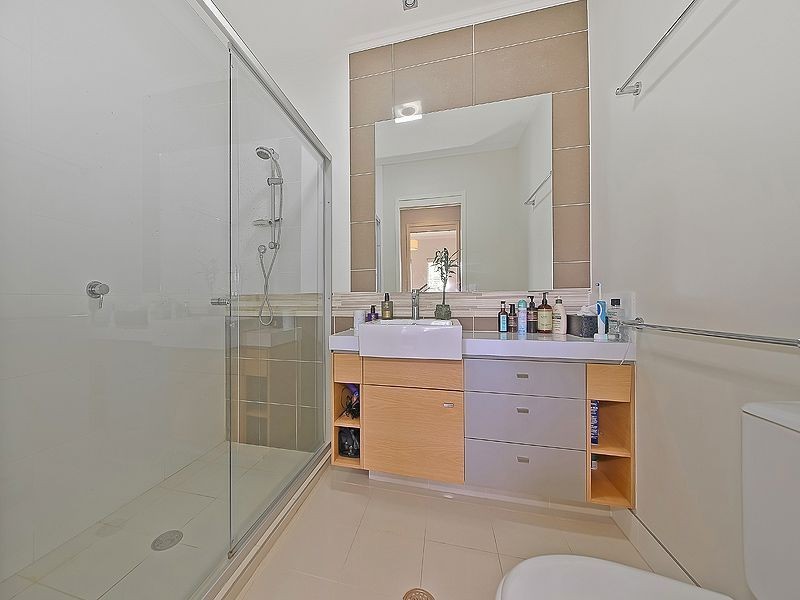 14/86 Pembroke Road, Coorparoo QLD 4151