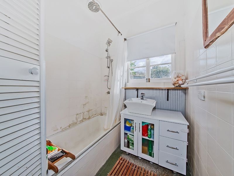 95 Lancaster Street, Coorparoo QLD 4151