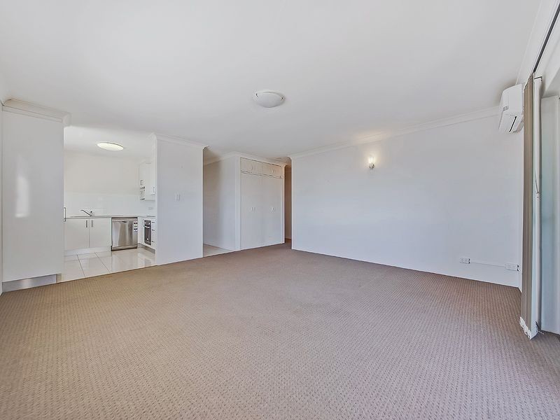 6/60 Kitchener Street, Coorparoo QLD 4151