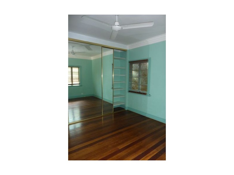 15 Raffles Street, Mount Gravatt East QLD 4122