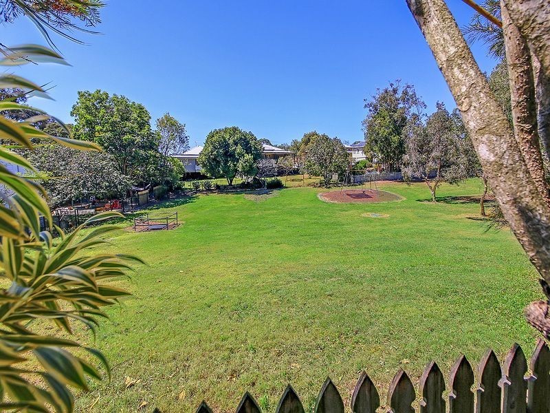 52 Mclay Street, Coorparoo QLD 4151