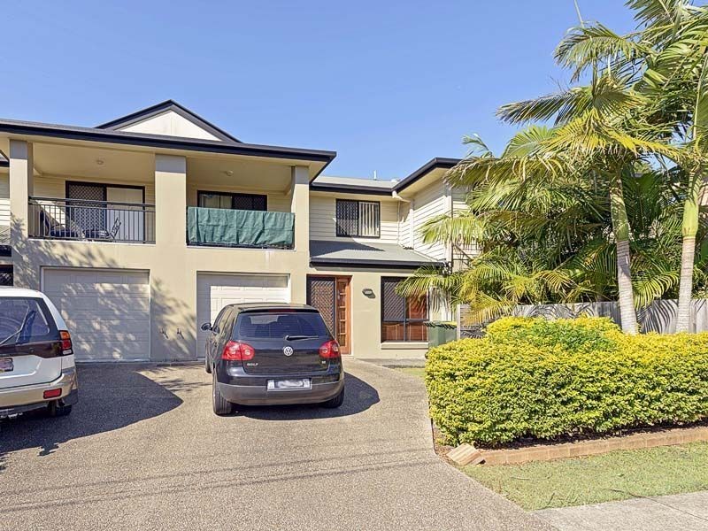 2/20 Robinson Street, Coorparoo QLD 4151