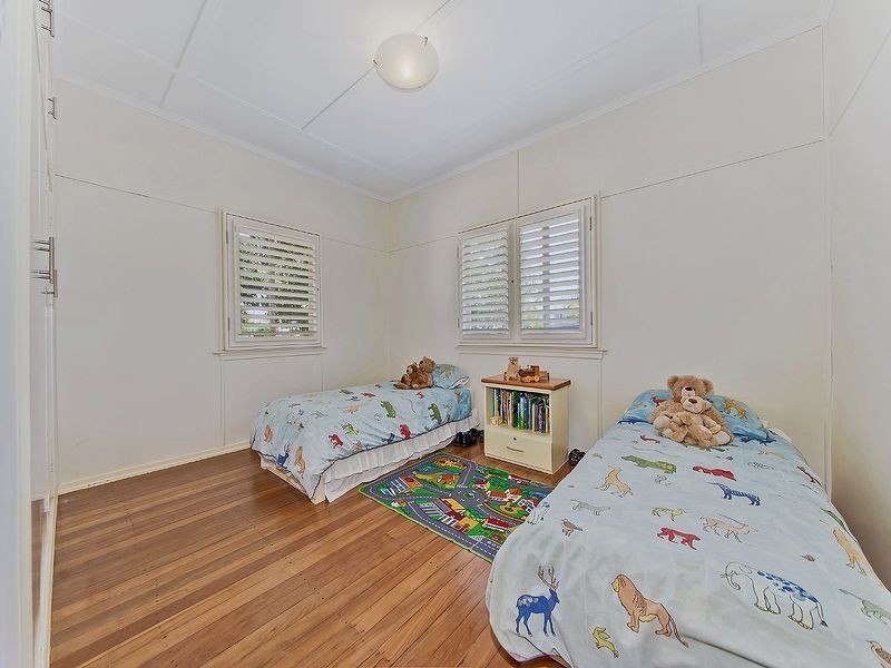23 Ascham Street, Camp Hill QLD 4152