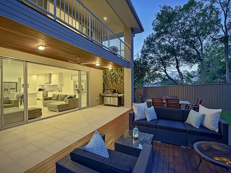 84 Stanley Road, Camp Hill QLD 4152