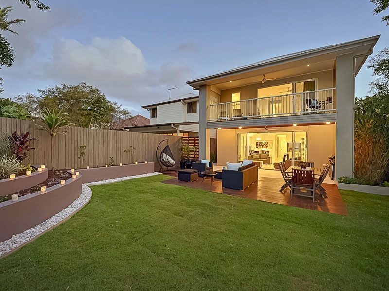 84 Stanley Road, Camp Hill QLD 4152