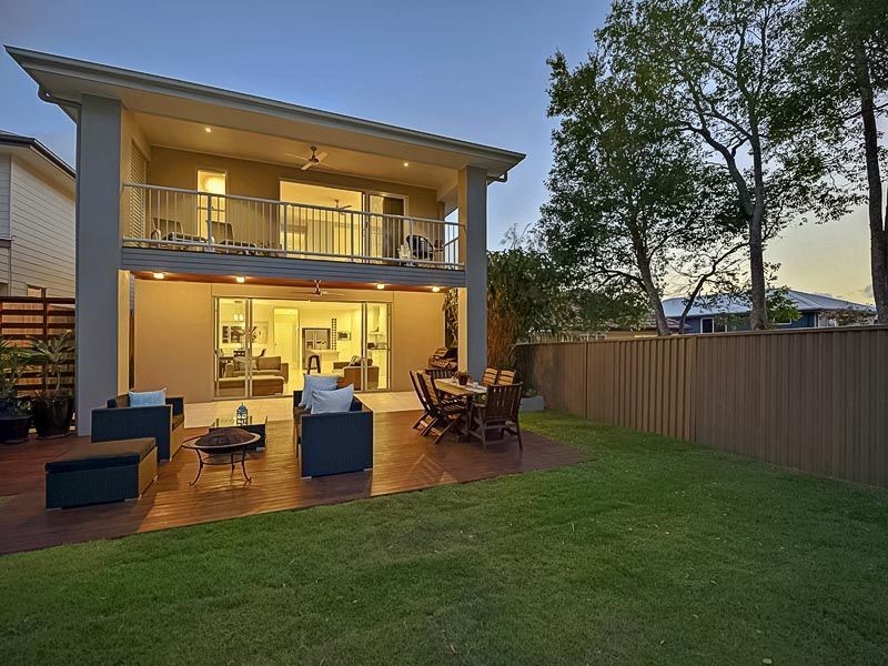 84 Stanley Road, Camp Hill QLD 4152
