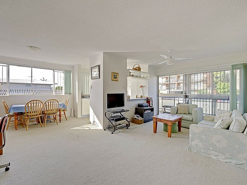 1/23 Mansfield street, Coorparoo QLD 4151