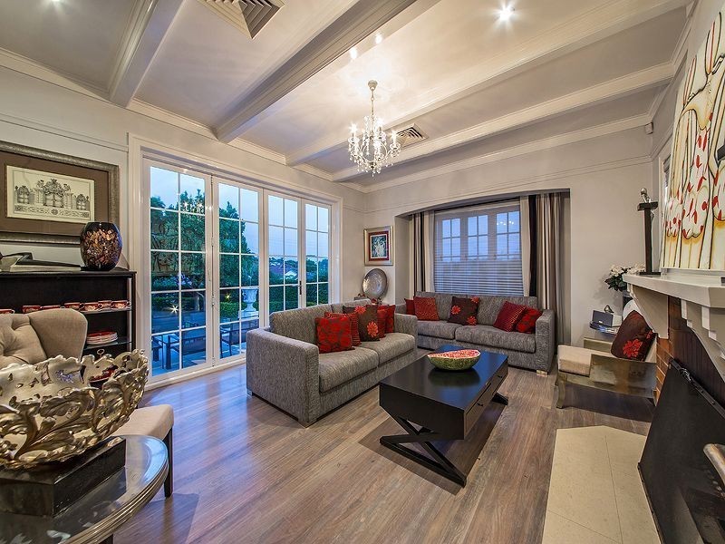 29 Welwyn Crescent, Coorparoo QLD 4151