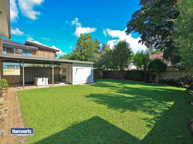 9 Capella Street, Coorparoo QLD 4151