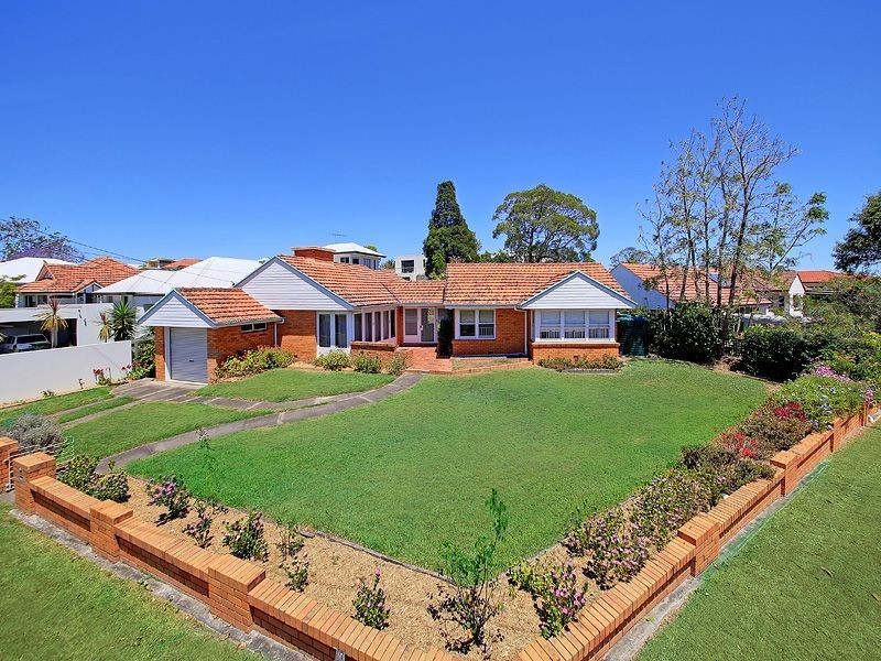 125 Buena Vista Avenue, Coorparoo QLD 4151