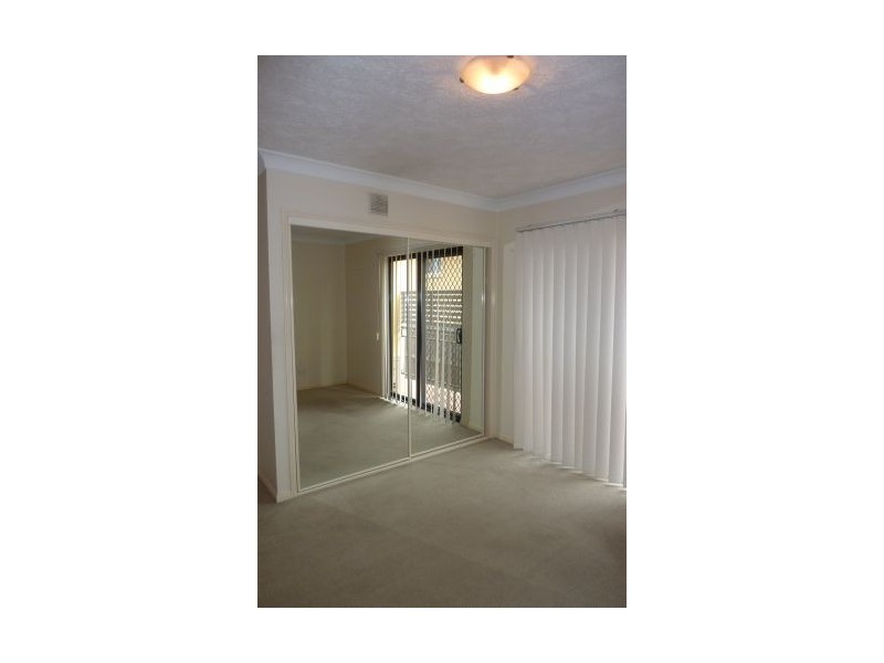 2/145 Old Cleveland Road, Coorparoo QLD 4151
