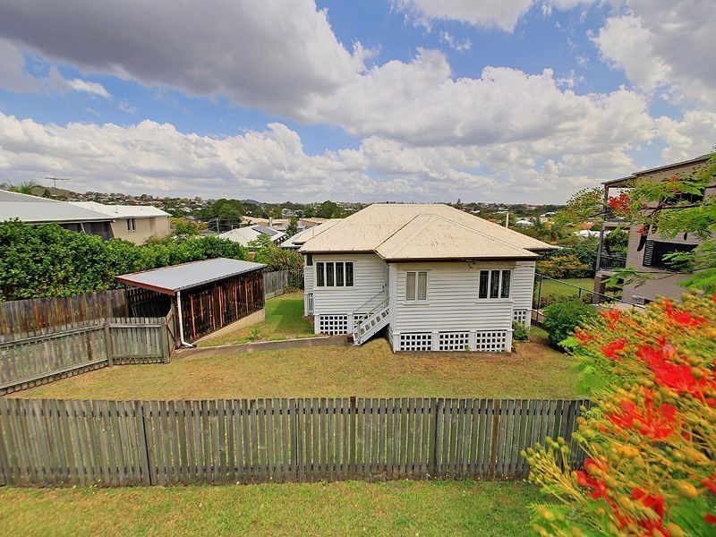 7 Edencourt Street, Camp Hill QLD 4152