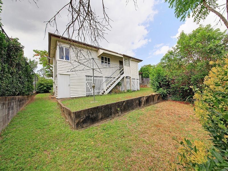 7 Edencourt Street, Camp Hill QLD 4152