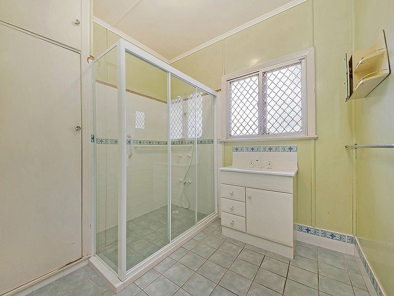 7 Edencourt Street, Camp Hill QLD 4152