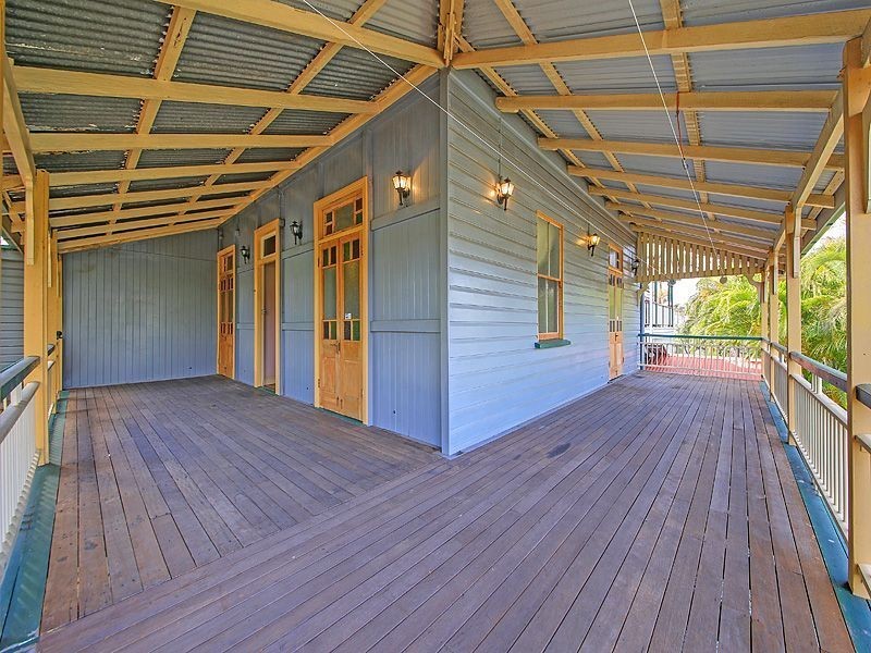 137 Mcilwraith Avenue, Norman Park QLD 4170