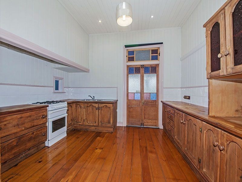 137 Mcilwraith Avenue, Norman Park QLD 4170