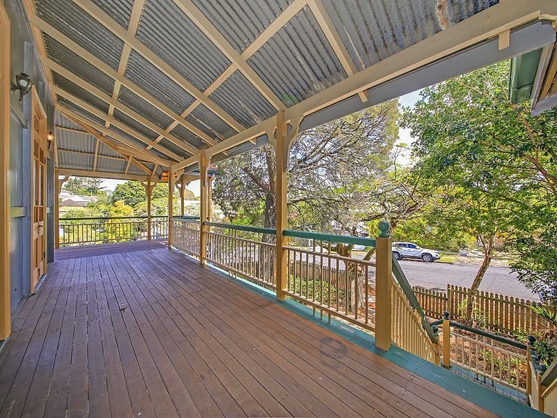 137 Mcilwraith Avenue, Norman Park QLD 4170