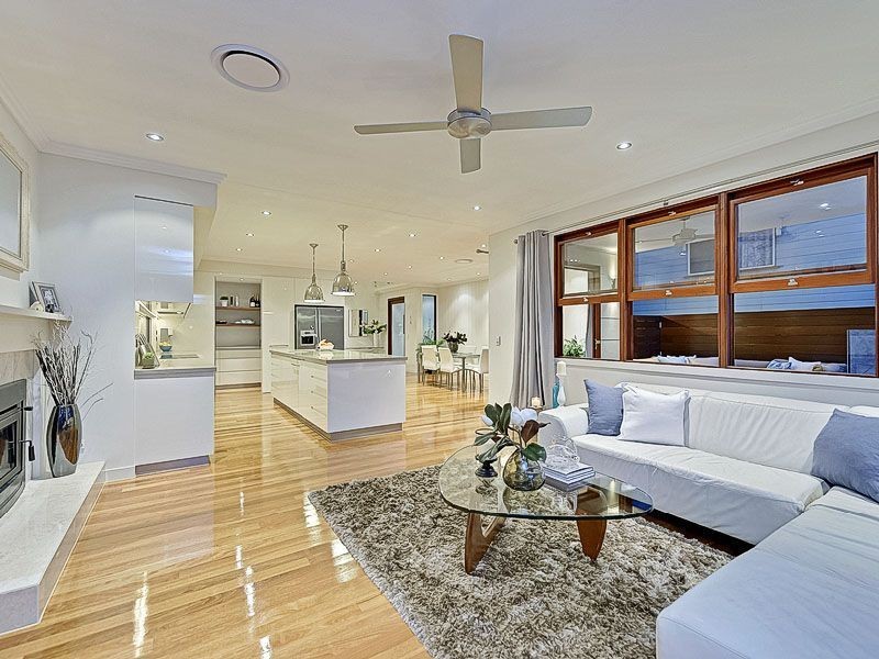 33 Wyena Street, Camp Hill QLD 4152