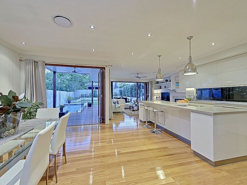 33 Wyena Street, Camp Hill QLD 4152