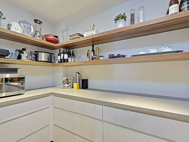 33 Wyena Street, Camp Hill QLD 4152