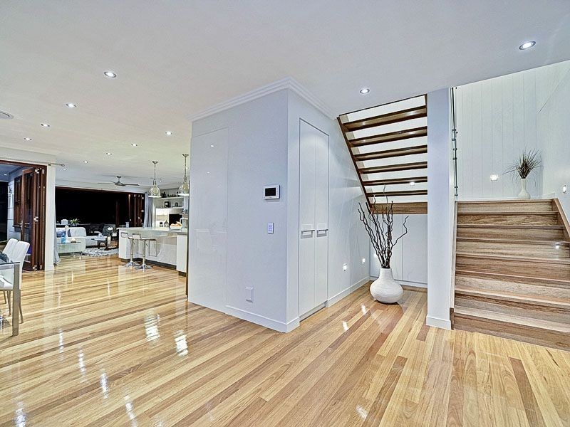 33 Wyena Street, Camp Hill QLD 4152