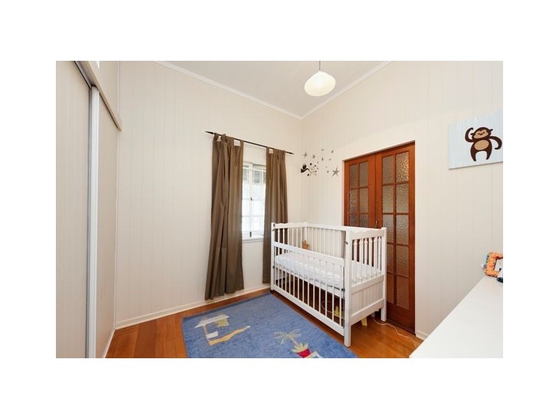 52 McLay Street, Coorparoo QLD 4151