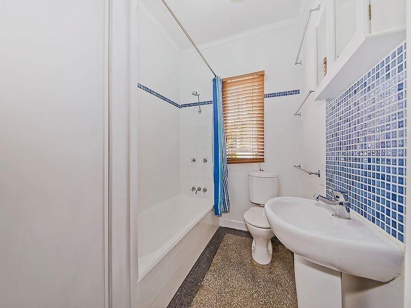 1 Corn Street, Holland Park West QLD 4121