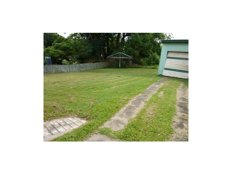 4 The Crescent, Coorparoo QLD 4151