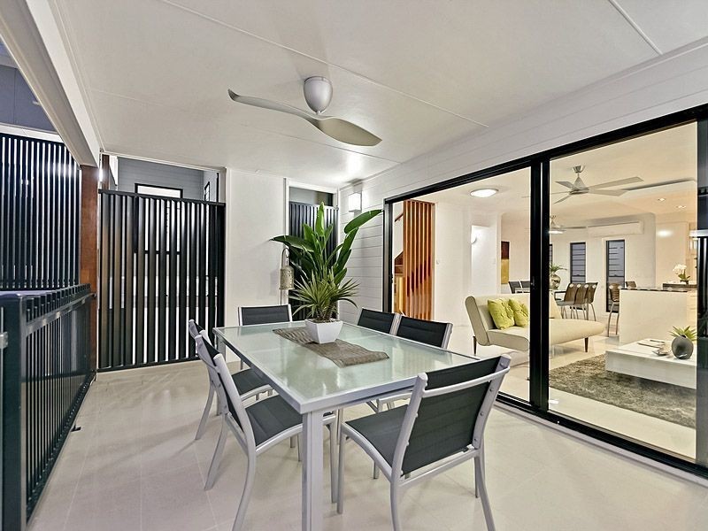 1/88 York Street, Coorparoo QLD 4151