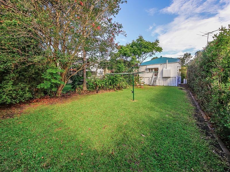 46 Temple Street, Coorparoo QLD 4151
