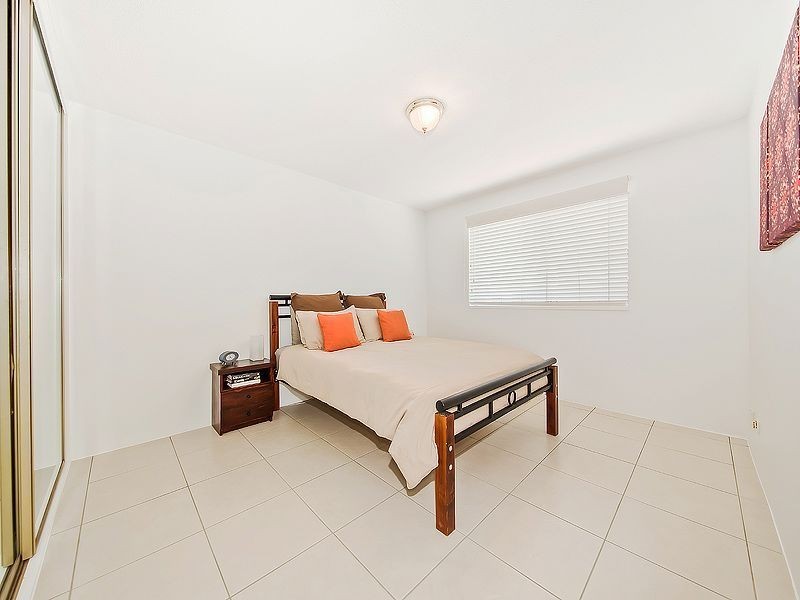 2/41 Shire Street, Coorparoo QLD 4151
