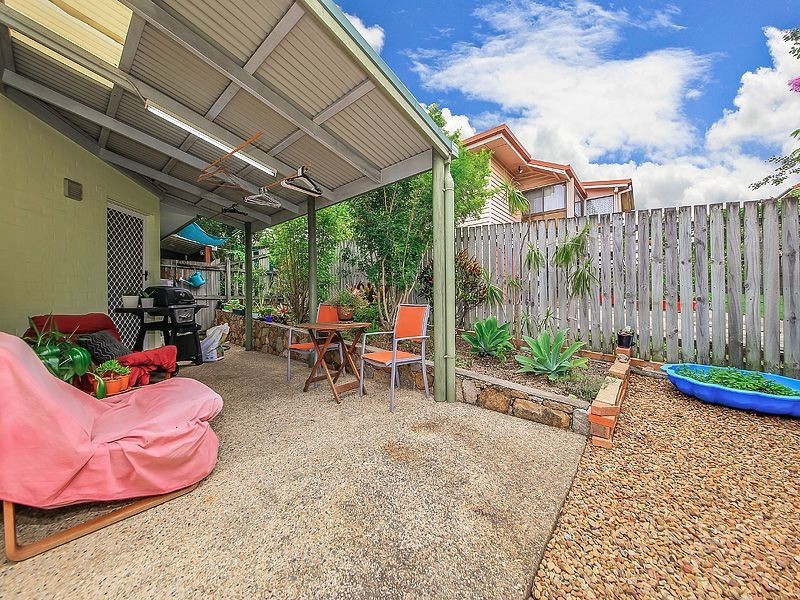 2/16 Hill Crescent, Carina Heights QLD 4152