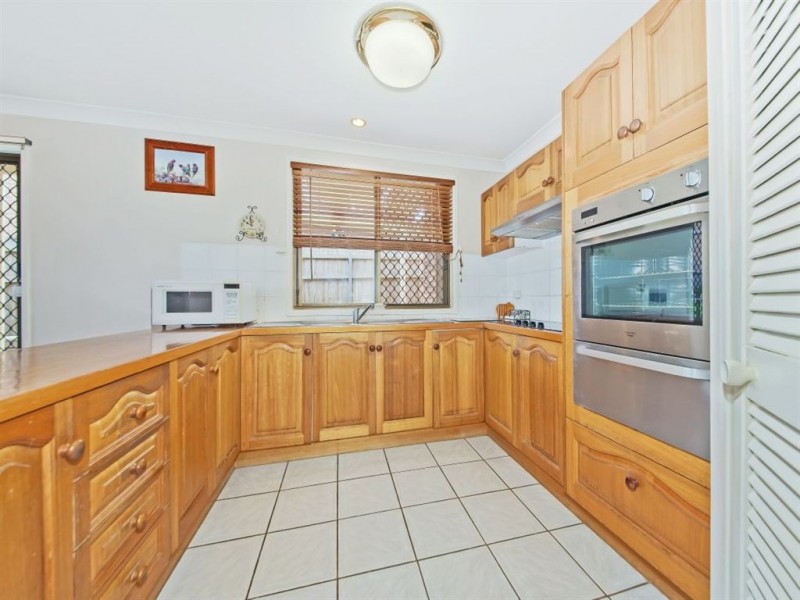 133 Sapphire Street, Holland Park QLD 4121