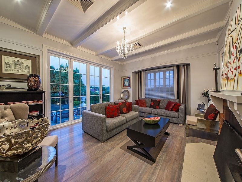29 Welwyn Crescent, Coorparoo QLD 4151